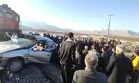 تصادف قطار با خودرو در بیستون مرگبار شد