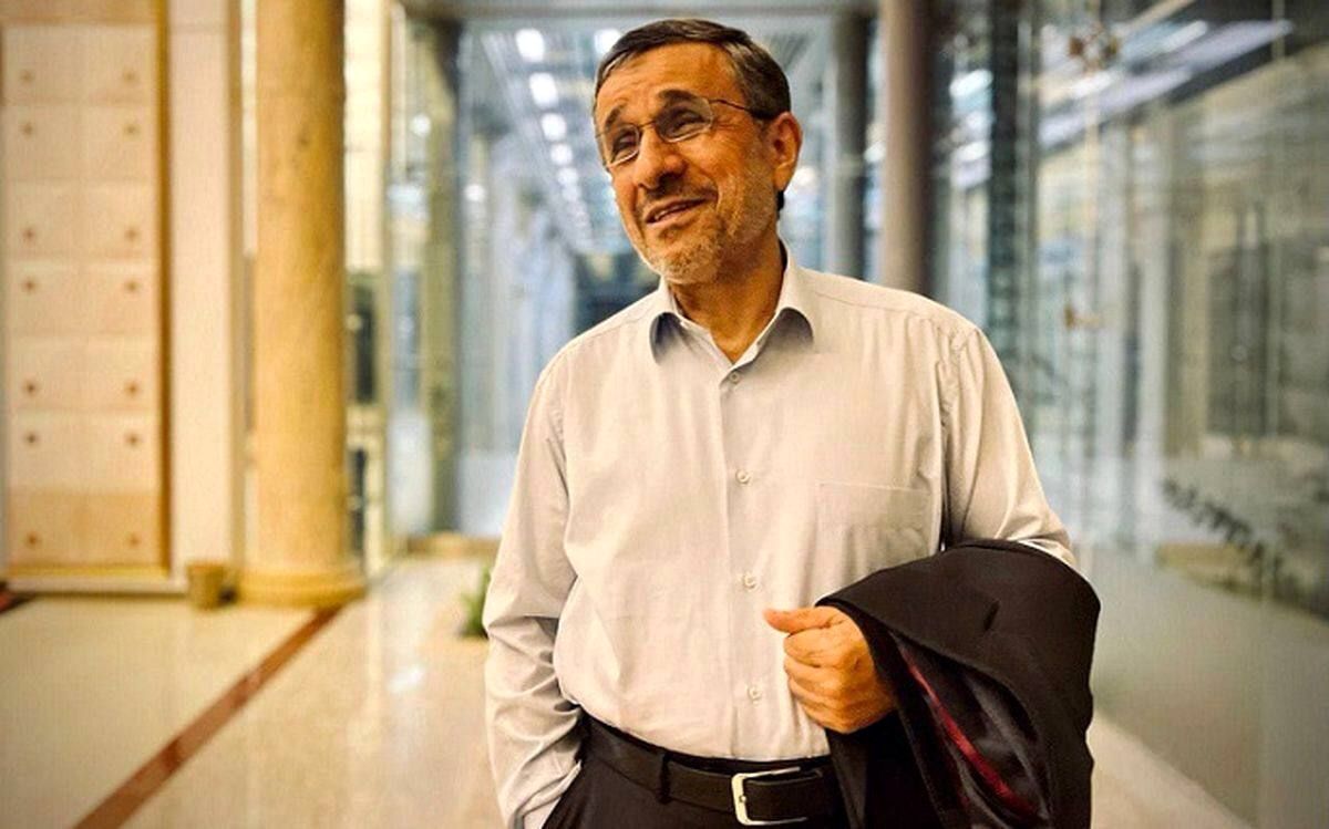 رمزگشایی از سکوت معنادار محمود احمدی‌نژاد