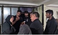 تصاویری از سخنگوی دولت در خانه الهه حسین‌نژاد