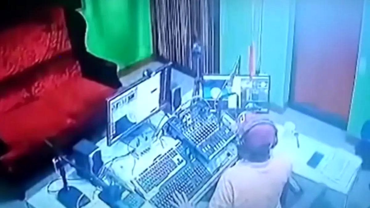 ویدئویی از به قتل رسیدن یک مجری در برنامه زنده