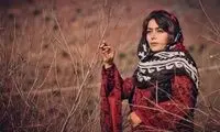 پیراهن آبیِ مهربان، بر تن روژان سریال نون خ خودنمایی کرد