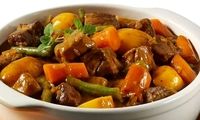 طرز تهیه خوراک لوبیا سبز مجلسی با هویج و آلو