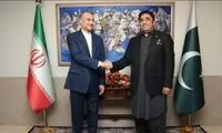 وزیران خارجه ایران و پاکستان درخت دوستی کاشتند