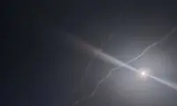 حمله موشکی و پهپادی به مواضع آمریکا در منطقه
