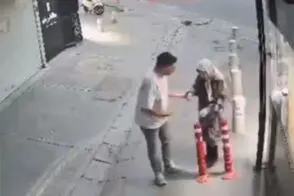 ویدئوی شوکه‌کننده از سرقتی که با «کمک» آغاز شد