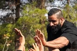 همزمان با بمباران ایران، هادی چوپان به آمریکا رفت