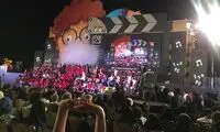 شبی برای شادی پروانه‌ها