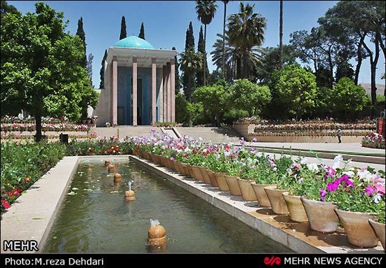 تصاویری از آرامگاه شاعر نامی ایران «سعدی»