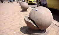 هنر خیابانی تنها با دو چشم عروسکی