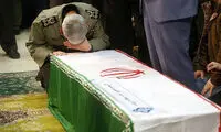 اشک سرلشکر باقری بر پیکر شهید سلیمانی