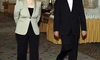 تغییرات لباس اشتون در مذاکره با ایران /عکس