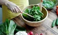 چه بخوریم که به سرطان مبتلا نشویم؟