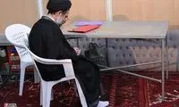 عکس: مسئولان و علما در پای صندوق رای