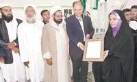 خانم فرماندار از استقبال مردان حیرت‌ زده‌ شد