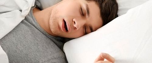 عارضه آپنه خواب چه نشانه‌هایی دارد؟