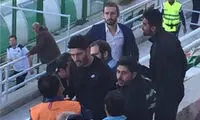 درگیری خلعتبری با تماشاگران +عکس