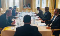 دیدار دوجانبه باقری و مورا در وین