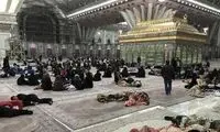 حضور مردم در حرم امام، پس از زلزله امشب