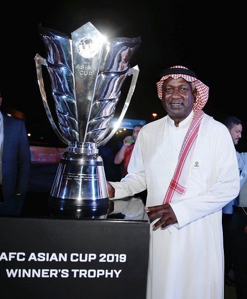رونمایی از کاپ جام ملت‎های آسیا در امارات