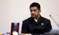 علیرضا دبیر: در کشتی سرم کلاه نمی‌رود