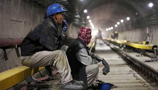 انتقاد از اظهارات امام‌جمعه مشهد درباره مزد کارگران