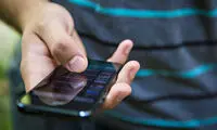 اپراتور مشهور چگونه سر کاربران کلاه‌ میگذارد؟