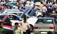 بازار خودرو به نوسانات دلار واکنش نشان می‌دهد؟