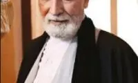 بازيگراني كه لباس روحاني بر تن كردند