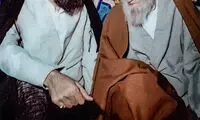 عکس پدر آیت‌الله‌ خامنه‌ای در پُست دفتر رهبری