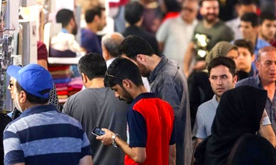 چرا ما ایرانی‌ها «خودزنی ملی» می‌کنیم؟