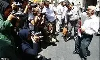 عکس: تجمع جدید سینماگران مقابل ارشاد