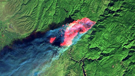 تصویر ماهواره‌ای از آثار آتش‌ بر جنگل‌های آمریکا