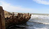 تصاویری از کشتی غرق شده در میانکاله