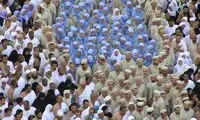 دیوار انسانی برای حجاج زن ترکیه‌ای!