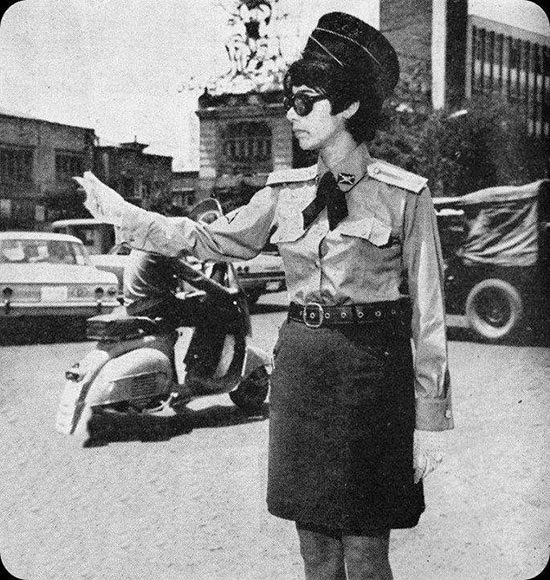 پلیس زن تهران در سال 1349