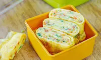 طرز تهیه رولت تخم مرغ و سبزیجات، طعمی جدید و عالی