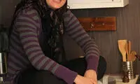 عکس کاملا متفاوت از مهناز افشار!