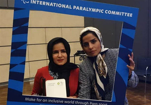 نشان شجاعت IPC برای بانوی نابینای ایرانی