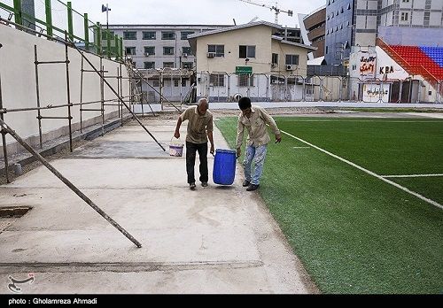 چمن ورزشگاه خانگی نساجی طبیعی می‌شود