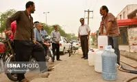 آبادان و خرمشهر در صف خرید آب آشامیدنی!