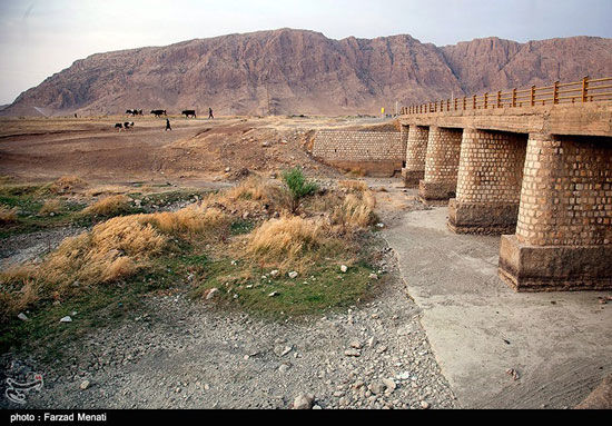 عکس: رودخانه رازآور هم خشک شد