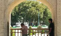 نرده گذاری «سی و سه پل» آزمایشی است