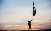 زنانی که در هوا معلق هستند! +عکس