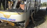 باز هم حادثه با لاستیک فرسوده اتوبوس