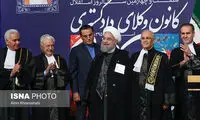 ردای وکالت بر دوش روحانی