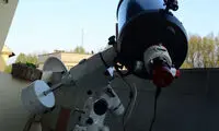 عکسی شگفت انگیز از ماه در بالکن!