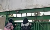 تماشای تمرین استقلال برای دو زن در شرایط ویژه