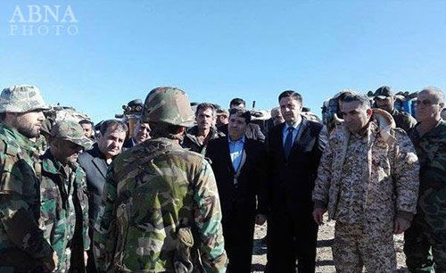 عکس: نخست وزیر سوریه در خط مقدم