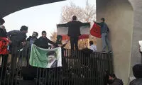 گزارشی از برخی ناآرامی‌ ها در خیابان‌ انقلابِ تهران