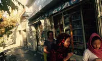 عکس: سیگار کشیدن دختران مشهدی